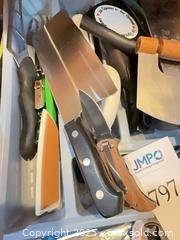 MaxSold Auction: Sharp and Pointy Kitchen Things! - Cupertino (California, USA) PARTNER MANAGED Estate Sale Online Auction - Maria Rosa Way