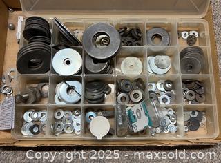 MaxSold Auction: Assorted Washers - Point Edward (Ontario, Canada) SELLER MANAGED Estate Sale Online Auction -  Michigan Avenue