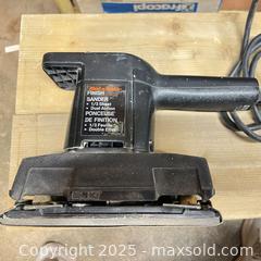 MaxSold Auction: Black & Decker 1/3 Sheet Finishing Sander - Point Edward (Ontario, Canada) PARTNER MANAGED Estate Sale Online Auction -  Michigan Avenue