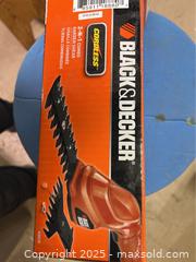 MaxSold Auction: Black & Decker 2 in 1 Garden Sheer - Point Edward (Ontario, Canada) PARTNER MANAGED Estate Sale Online Auction -  Michigan Avenue
