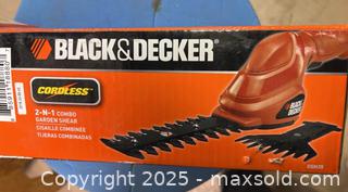MaxSold Auction: Black & Decker 2 in 1 Garden Sheer - Point Edward (Ontario, Canada) PARTNER MANAGED Estate Sale Online Auction -  Michigan Avenue