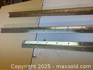 MaxSold Auction: Continuous Hinges - Point Edward (Ontario, Canada) PARTNER MANAGED Estate Sale Online Auction -  Michigan Avenue