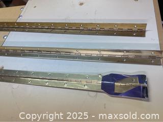 MaxSold Auction: Continuous Hinges - Point Edward (Ontario, Canada) PARTNER MANAGED Estate Sale Online Auction -  Michigan Avenue