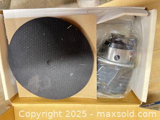 MaxSold Auction: Craftsman Rotary/Orbital Air-Drive Sander  - Point Edward (Ontario, Canada) SELLER MANAGED Estate Sale Online Auction -  Michigan Avenue