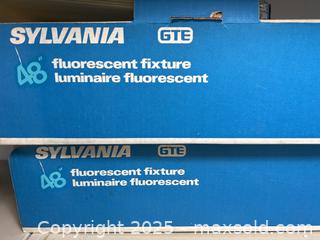 MaxSold Auction: Fluorescent Lightbulbs - Point Edward (Ontario, Canada) PARTNER MANAGED Estate Sale Online Auction -  Michigan Avenue