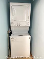 MaxSold Auction: GE Unitized Spacemaker electric washer and dryer laundry - Point Edward (Ontario, Canada) SELLER MANAGED Estate Sale Online Auction -  Michigan Avenue