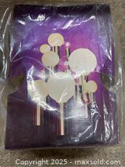 MaxSold Auction: Light Bulbs - Point Edward (Ontario, Canada) PARTNER MANAGED Estate Sale Online Auction -  Michigan Avenue