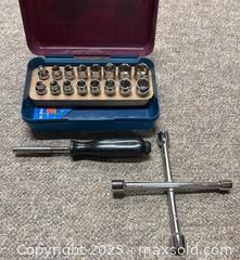 MaxSold Auction: Lug Wrench, Socket Set - Point Edward (Ontario, Canada) PARTNER MANAGED Estate Sale Online Auction -  Michigan Avenue
