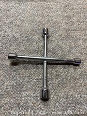 MaxSold Auction: Lug Wrench, Socket Set - Point Edward (Ontario, Canada) PARTNER MANAGED Estate Sale Online Auction -  Michigan Avenue
