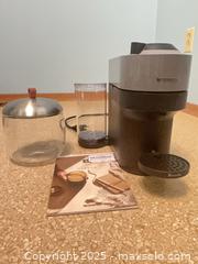 MaxSold Auction: Nespresso Limited-Edition Vertuo Pop+ Coffee and Espresso Maker by De'Longhi  - Point Edward (Ontario, Canada) SELLER MANAGED Estate Sale Online Auction -  Michigan Avenue