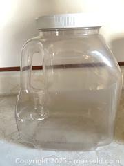 MaxSold Auction: Plastic Containers with Lids, Rubbermaid Servin' Saver Pitcher, Milk Bag Pitcher - Point Edward (Ontario, Canada) PARTNER MANAGED Estate Sale Online Auction -  Michigan Avenue