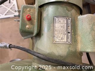 MaxSold Auction: Portable Dust Collector - Point Edward (Ontario, Canada) SELLER MANAGED Estate Sale Online Auction -  Michigan Avenue