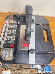 MaxSold Auction: Rockwell BladeRunner X2 Portable Tabletop Saw - Point Edward (Ontario, Canada) SELLER MANAGED Estate Sale Online Auction -  Michigan Avenue