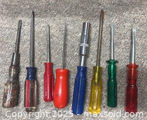 MaxSold Auction: Screw Drivers - Point Edward (Ontario, Canada) PARTNER MANAGED Estate Sale Online Auction -  Michigan Avenue