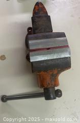 MaxSold Auction: Smart Bench Vice - Point Edward (Ontario, Canada) SELLER MANAGED Estate Sale Online Auction -  Michigan Avenue