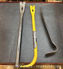 MaxSold Auction: Vintage Hand Sickle, Crow Bars, Shears - Point Edward (Ontario, Canada) PARTNER MANAGED Estate Sale Online Auction -  Michigan Avenue