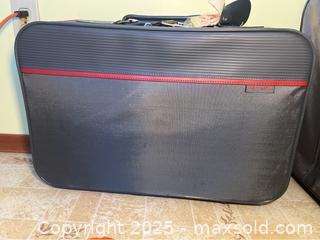 MaxSold Auction: Vintage Park Avenue Grey Luggage - Point Edward (Ontario, Canada) PARTNER MANAGED Estate Sale Online Auction -  Michigan Avenue