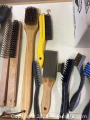 MaxSold Auction: Wire Brushes - Point Edward (Ontario, Canada) PARTNER MANAGED Estate Sale Online Auction -  Michigan Avenue