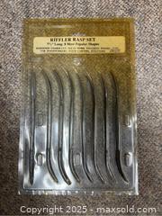 MaxSold Auction: Woodworking Tools - Point Edward (Ontario, Canada) PARTNER MANAGED Estate Sale Online Auction -  Michigan Avenue