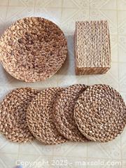 MaxSold Auction: Woven Water Hyacinth Placemats, Bowl Box With Lid - Point Edward (Ontario, Canada) PARTNER MANAGED Estate Sale Online Auction -  Michigan Avenue