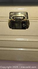 MaxSold Auction: 1950&#39;s Mele and Company Very Large Vinyl Jewelry Box - Los Angeles (California, USA) SELLER MANAGED Reseller Online Auction -  Devonshire Street