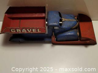 MaxSold Auction: Marx Sand + Gravel Toy Truck  - Belleville (Ontario, Canada) SELLER MANAGED Reseller Online Auction - Dundas Street East