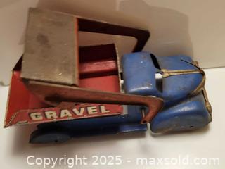 MaxSold Auction: Marx Sand + Gravel Toy Truck  - Belleville (Ontario, Canada) SELLER MANAGED Reseller Online Auction - Dundas Street East