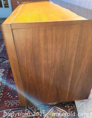 MaxSold Auction: Mid Century Diamond Front Nine Drawer Dresser United Furniture - Belleville (Ontario, Canada) SELLER MANAGED Reseller Online Auction - Dundas Street East