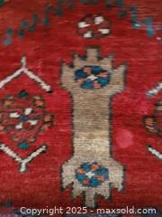 MaxSold Auction: Vinatge Iranian Rug  - Belleville (Ontario, Canada) SELLER MANAGED Reseller Online Auction - Dundas Street East