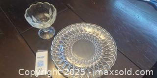 MaxSold Auction: Glass bowl and plate - Ottawa (Ontario, Canada) SELLER MANAGED Downsizing Online Auction - Half Moon Bay