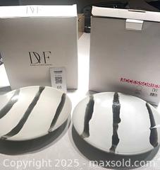 MaxSold Auction: Diane von Furstenberg Mashiko 10 in Platter set of 2 white black charcoal - North York (Ontario, Canada) SELLER MANAGED Downsizing Online Auction - Country Lane