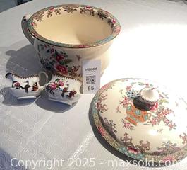 MaxSold Auction: Paragon Exotic Birds &#38; Roses pattern - small creamer &#38; open sugar; Mandarin lidded bowl TF &#38; Sons RN 13104 - North York (Ontario, Canada) SELLER MANAGED Downsizing Online Auction - Country Lane