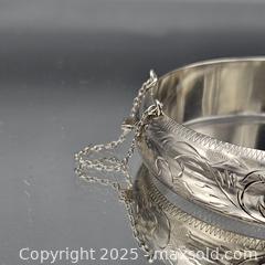 MaxSold Auction: 925 Sterling Silver Engraved Hinged Bangle Bracelet - Hatboro (Pennsylvania, USA) PARTNER MANAGED Estate Sale Online Auction -  Jacksonville Road
