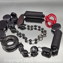 MaxSold Auction: Bakelite Statement Necklace, Black &#38; Red, 18 in - Hatboro (Pennsylvania, USA) PARTNER MANAGED Estate Sale Online Auction -  Jacksonville Road