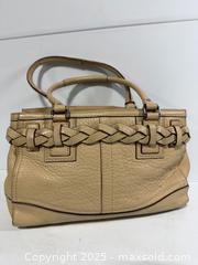 MaxSold Auction: Coach Hampton handbag purse - Hatboro (Pennsylvania, USA) PARTNER MANAGED Estate Sale Online Auction -  Jacksonville Road