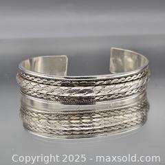 MaxSold Auction: Sterling Silver Open Cuff Bracelet with Braided Rope Inlay - Hatboro (Pennsylvania, USA) PARTNER MANAGED Estate Sale Online Auction -  Jacksonville Road