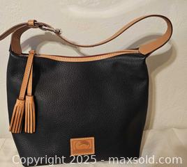 MaxSold Auction: Dooney &#38; Bourke Paige Black Leather Sac, handbag  - Hatboro (Pennsylvania, USA) PARTNER MANAGED Estate Sale Online Auction -  Jacksonville Road