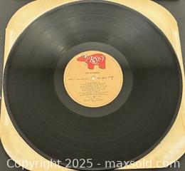 MaxSold Auction: 1980 The Kingbees - The Kingbees Vinyl Record LP  - Newmarket (Ontario, Canada) PARTNER MANAGED Reseller Online Auction - Walter Avenue