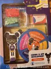 MaxSold Auction: Coding and app development kit - Easton (Pennsylvania, USA) SELLER MANAGED Downsizing Online Auction - South 12th Street