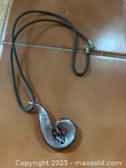 MaxSold Auction: costume jewelry  - Easton (Pennsylvania, USA) SELLER MANAGED Downsizing Online Auction - South 12th Street