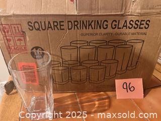 MaxSold Auction:  Le’RAze set of 16 square drinking glasses - Easton (Pennsylvania, USA) SELLER MANAGED Downsizing Online Auction - South 12th Street