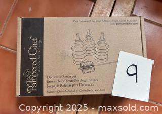 MaxSold Auction: pampered chef decorator bottle set  - Easton (Pennsylvania, USA) SELLER MANAGED Downsizing Online Auction - South 12th Street