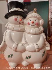 MaxSold Auction: Snowman Cookie Jar - Easton (Pennsylvania, USA) SELLER MANAGED Downsizing Online Auction - South 12th Street