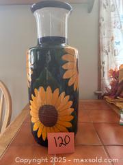 MaxSold Auction: sunflower vase  - Easton (Pennsylvania, USA) SELLER MANAGED Downsizing Online Auction - South 12th Street