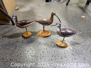 MaxSold Auction: A set of 3 American Folk Art shorebird decoys - Windsor (Ontario, Canada) PARTNER MANAGED Downsizing Online Auction - Ashland Drive