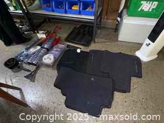 MaxSold Auction: Car Floor Mats, Garmin GPS with Accessories &#38; Pressure Washer Brushes - Windsor (Ontario, Canada) PARTNER MANAGED Downsizing Online Auction - Ashland Drive