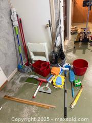 MaxSold Auction: Cleaning supplies lot with Shark vacuum &#38; steamer - Windsor (Ontario, Canada) PARTNER MANAGED Downsizing Online Auction - Ashland Drive