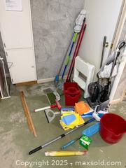 MaxSold Auction: Cleaning supplies lot with Shark vacuum &#38; steamer - Windsor (Ontario, Canada) PARTNER MANAGED Downsizing Online Auction - Ashland Drive