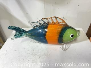 MaxSold Auction: Hand-Blown Glass Tropical Fish Figurine - Windsor (Ontario, Canada) PARTNER MANAGED Downsizing Online Auction - Ashland Drive