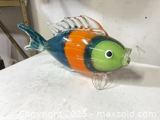 MaxSold Auction: Hand-Blown Glass Tropical Fish Figurine - Windsor (Ontario, Canada) PARTNER MANAGED Downsizing Online Auction - Ashland Drive